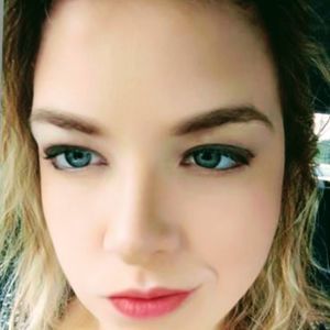 Meet your Posher, Cory